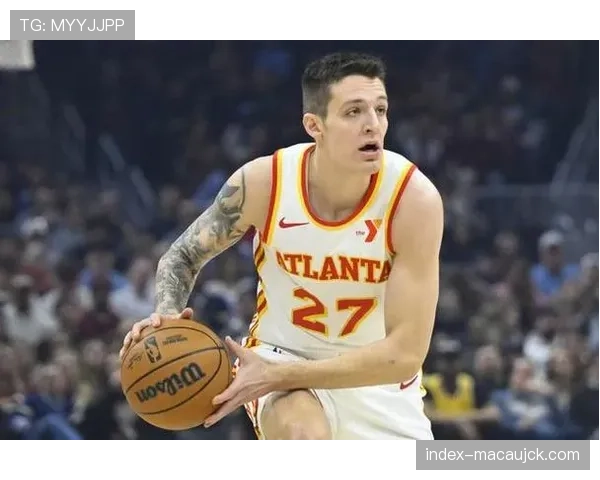 克雷伊奇两黄变一红 狼队十人作战难逃败局